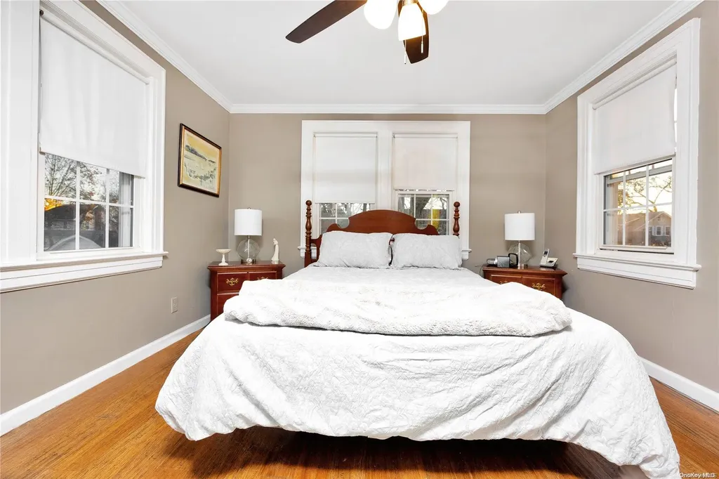 60 Jarvis Place Lynbrook NY 11563