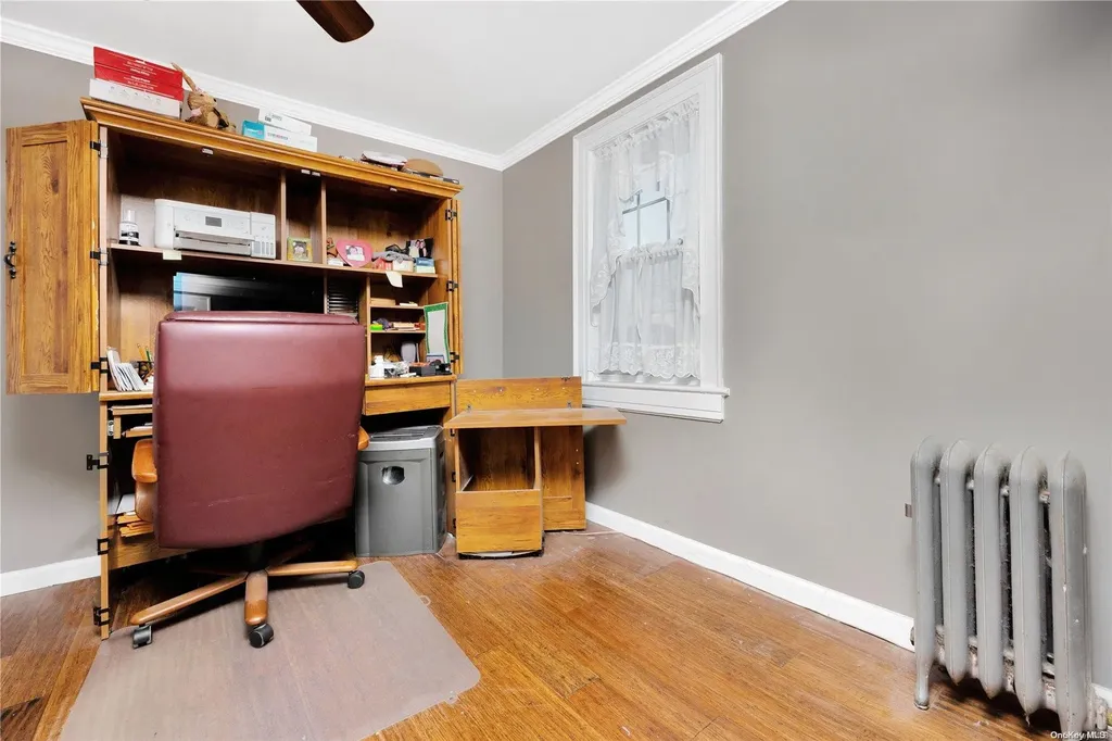 60 Jarvis Place Lynbrook NY 11563