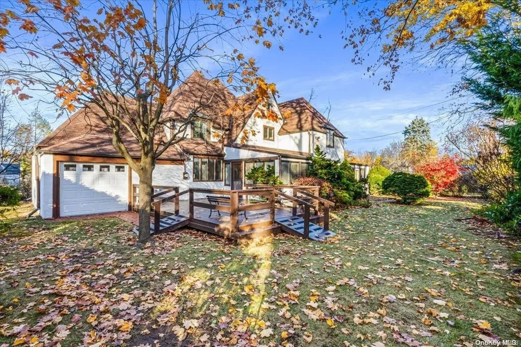 44 Arleigh Road Great Neck NY 11021