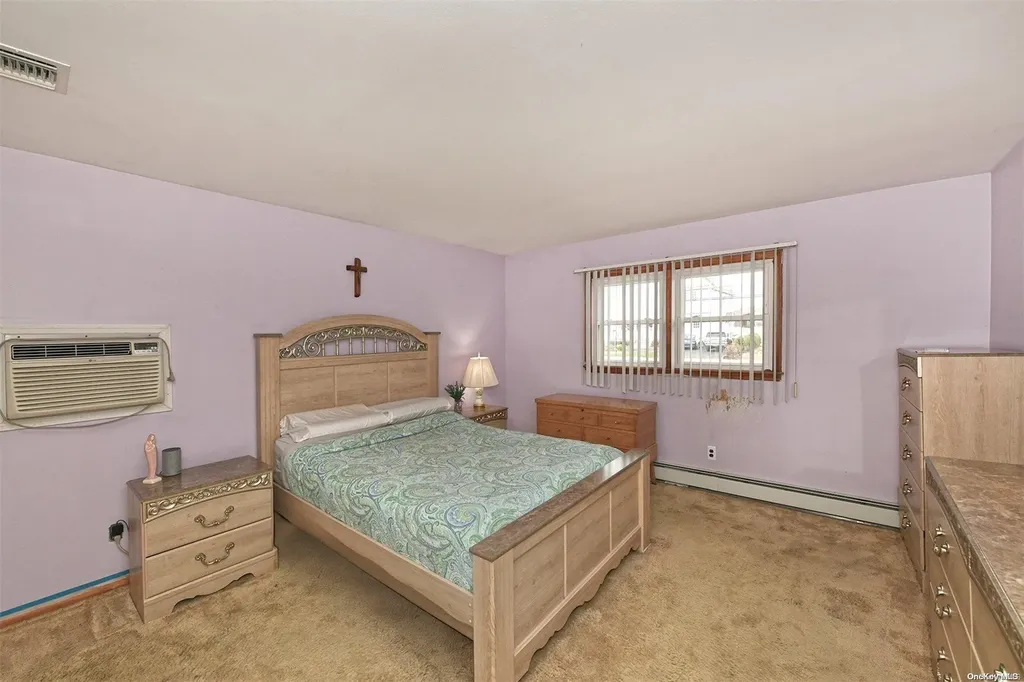 3526 Union Boulevard East Islip NY 11730
