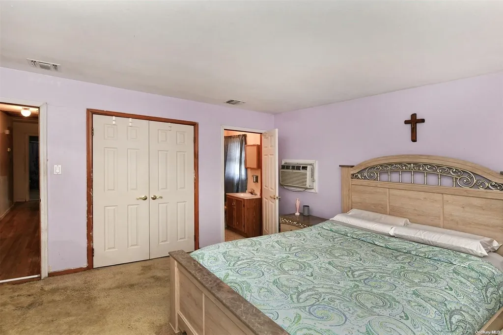 3526 Union Boulevard East Islip NY 11730