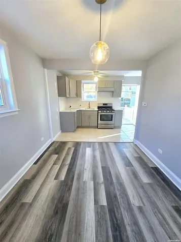 190 Vandervilt Avenue Staten Island NY 10304