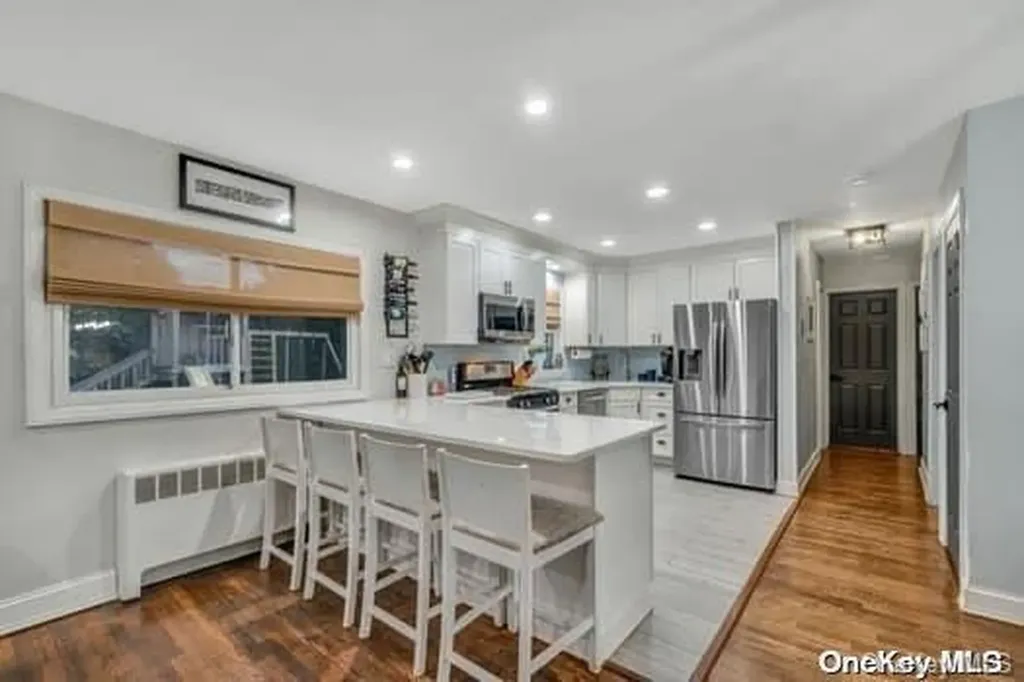 1079 Thompson Drive Bay Shore NY 11706
