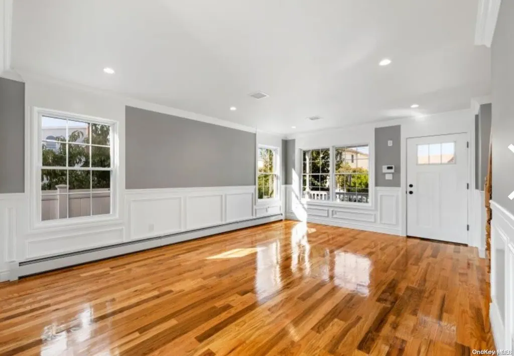 299 E Clinton Avenue Roosevelt NY 11575