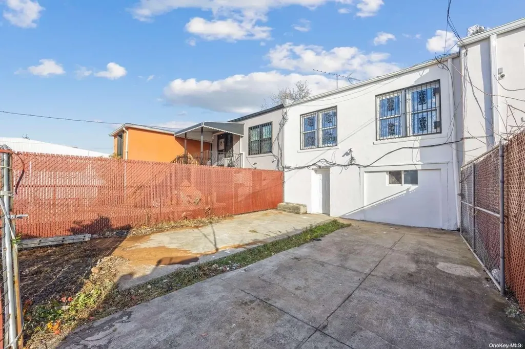1130 E 48th Street Brooklyn NY 11234