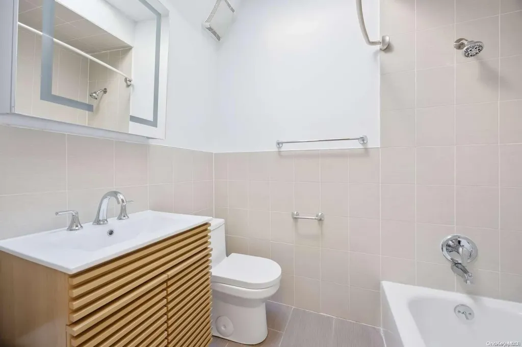 1130 E 48th Street Brooklyn NY 11234