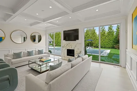 175 White Street Southampton NY 11968