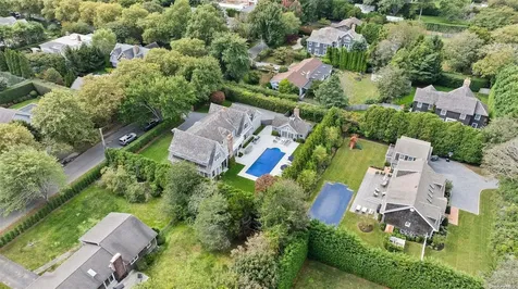 175 White Street Southampton NY 11968