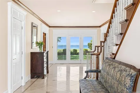 8 Titus Lane Bellport Village NY 11713