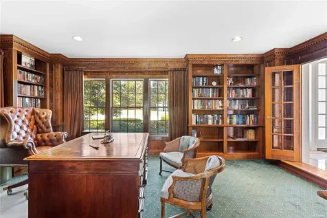 8 Titus Lane Bellport Village NY 11713