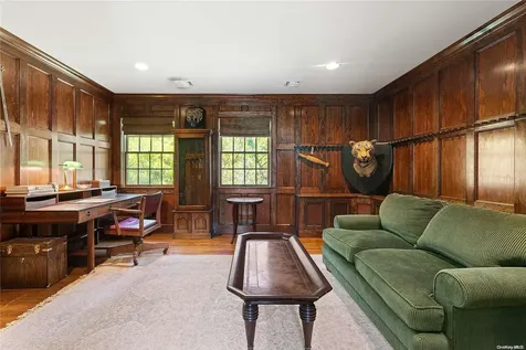 8 Titus Lane Bellport Village NY 11713