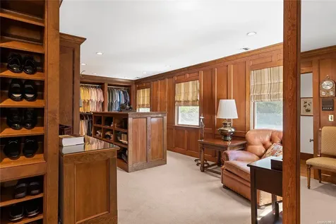 8 Titus Lane Bellport Village NY 11713