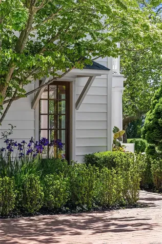 8 Titus Lane Bellport Village NY 11713