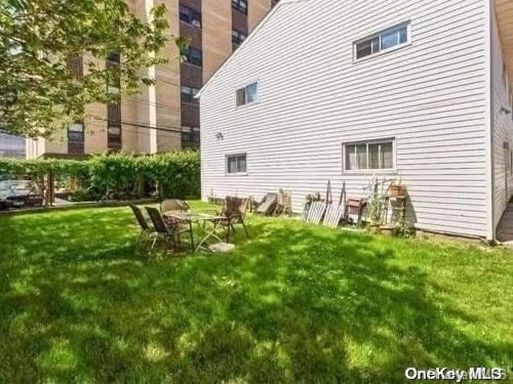 118 Magnolia Boulevard Long Beach NY 11561