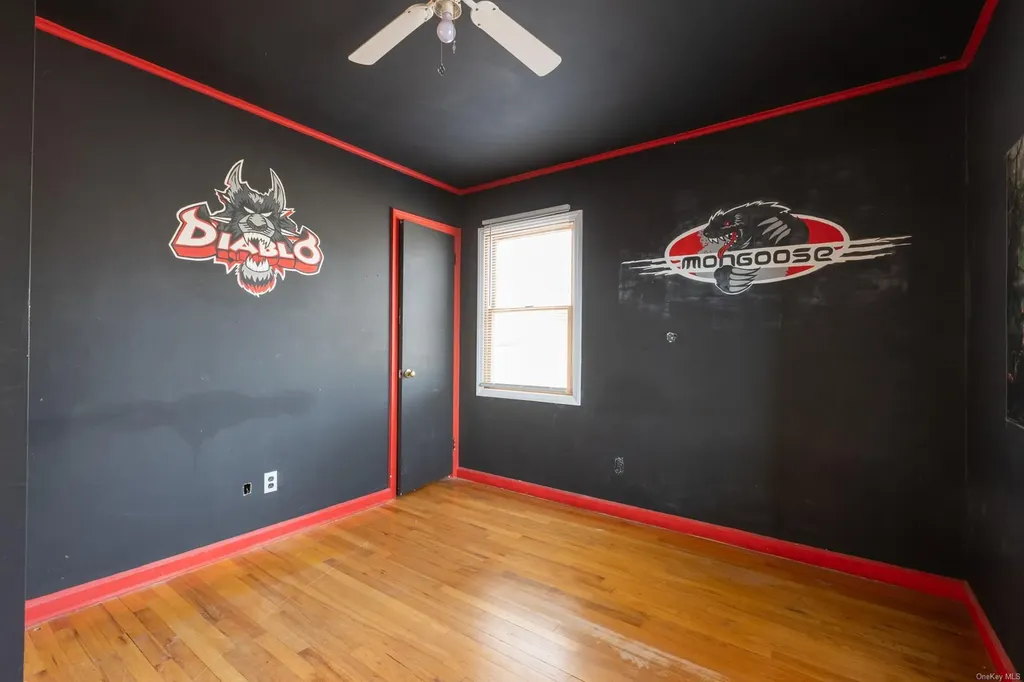 617 Peconic Avenue West Babylon NY 11704