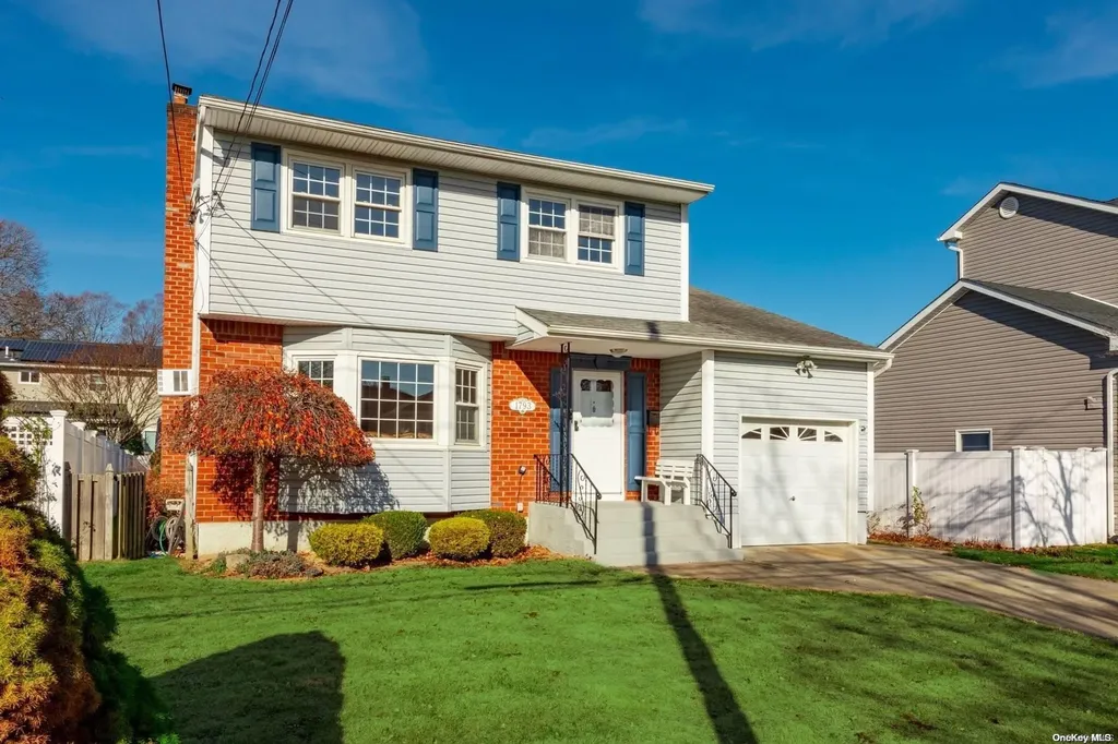 1793 Frederick Avenue Merrick NY 11566