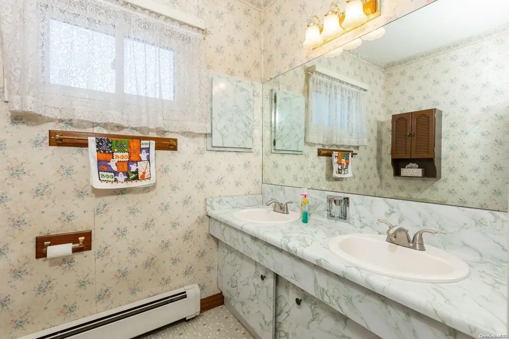 1793 Frederick Avenue Merrick NY 11566