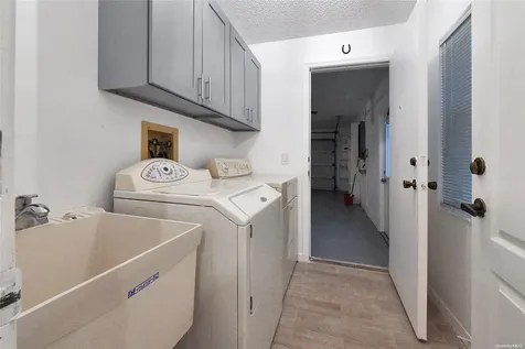 5824 Beaurivage Avenue Out Of Area Town FL 34243