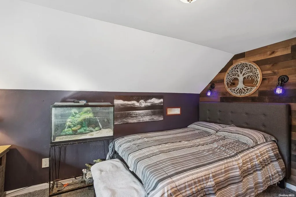 486 18th Street West Babylon NY 11704