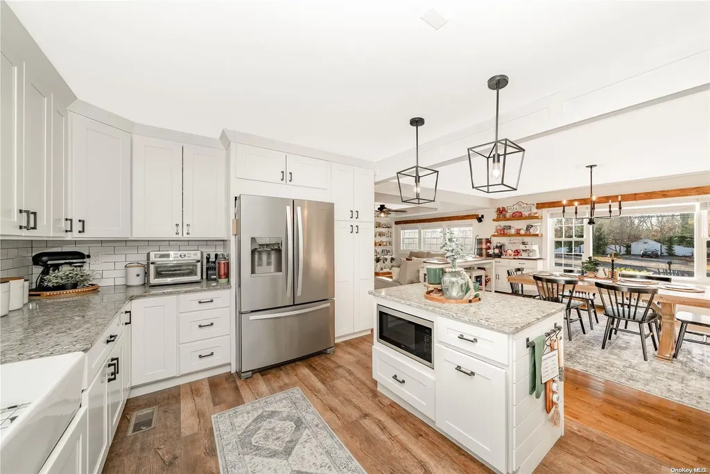 79 N Evergreen Drive Selden NY 11784
