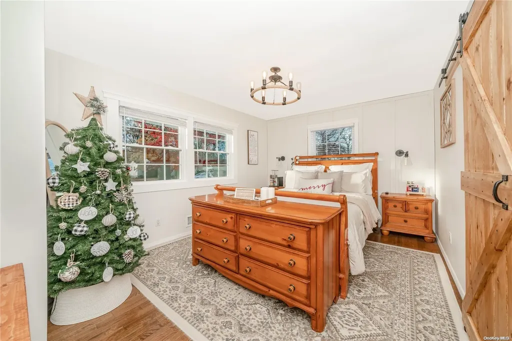 79 N Evergreen Drive Selden NY 11784
