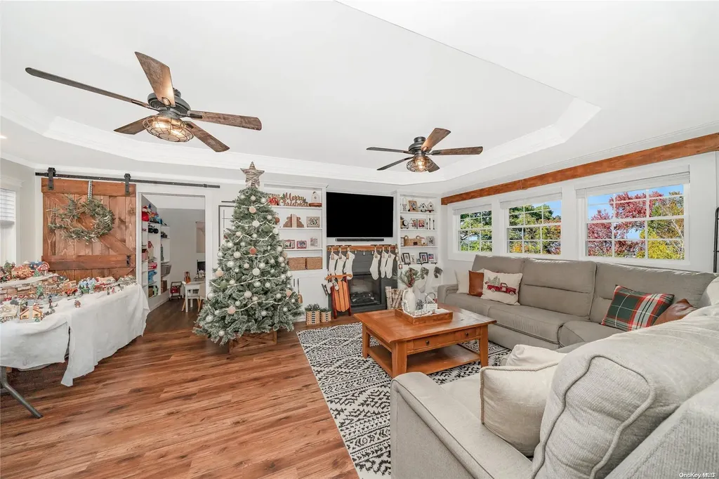 79 N Evergreen Drive Selden NY 11784