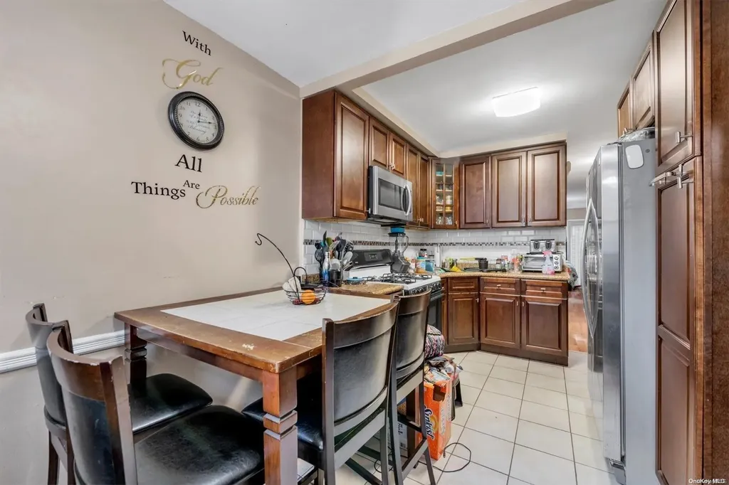 3086 Avenue W Brooklyn NY 11229