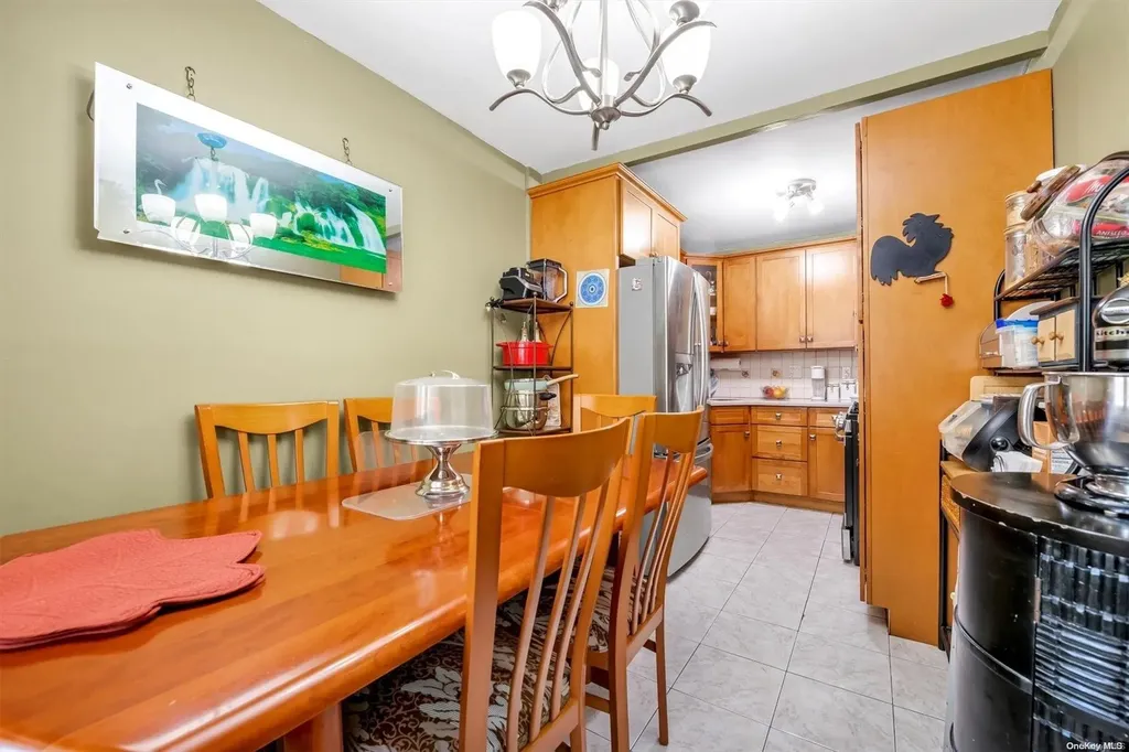 3086 Avenue W Brooklyn NY 11229