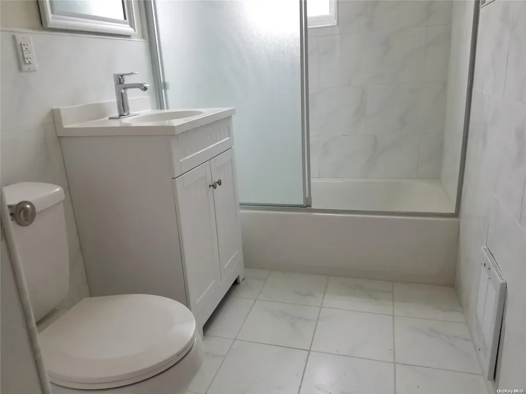3530 Mickle Avenue Bronx NY 10469