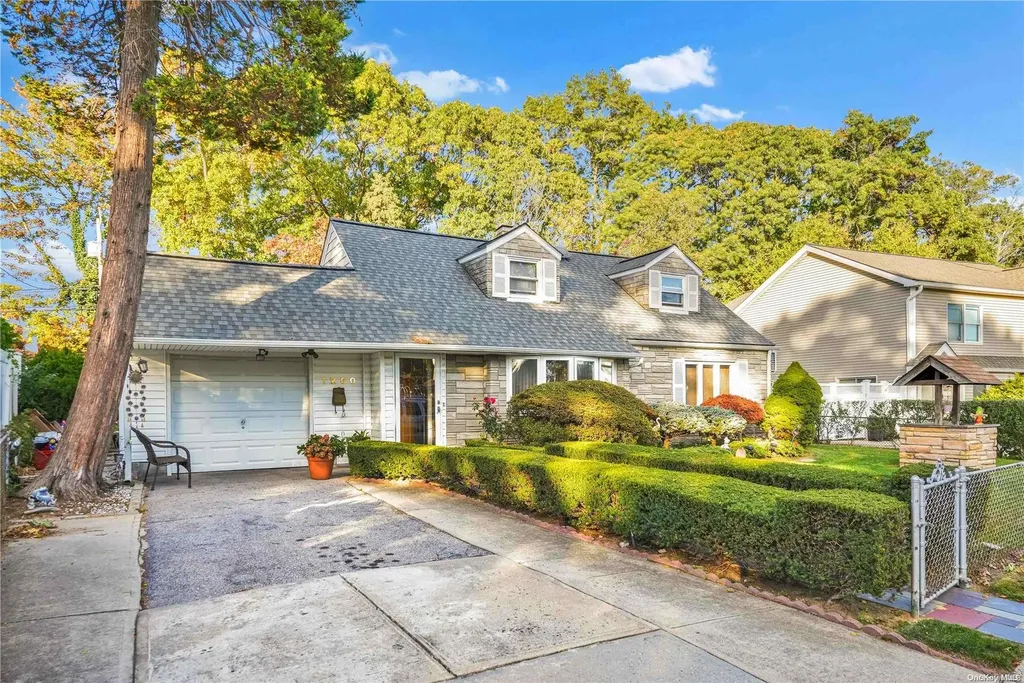 1260 Bretton Road Valley Stream NY 11580