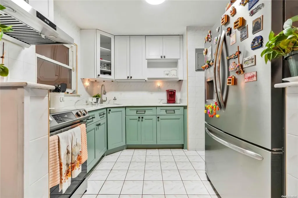 1260 Bretton Road Valley Stream NY 11580