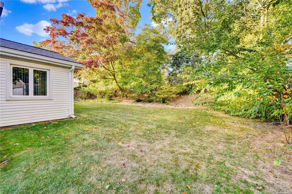 1260 Bretton Road Valley Stream NY 11580