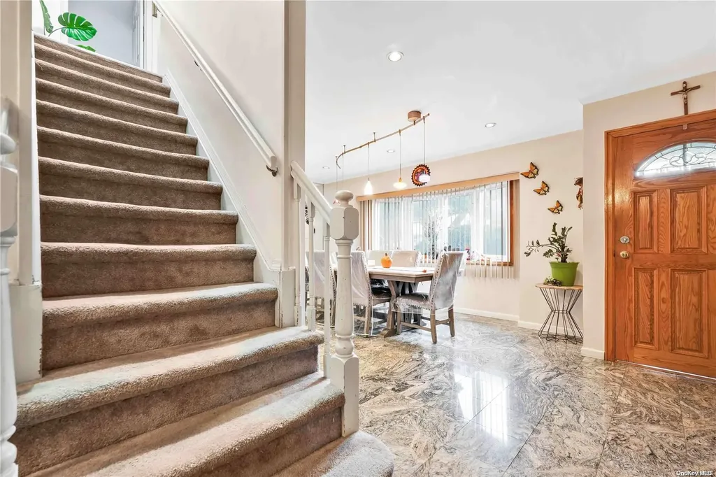 1260 Bretton Road Valley Stream NY 11580