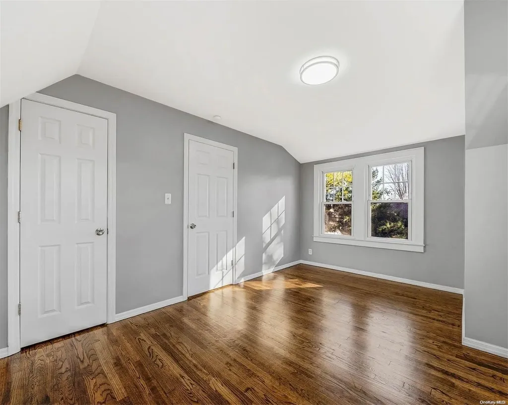 26 Benjamin Street Bay Shore NY 11706