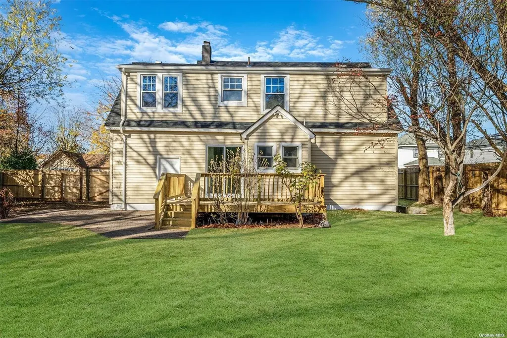 26 Benjamin Street Bay Shore NY 11706