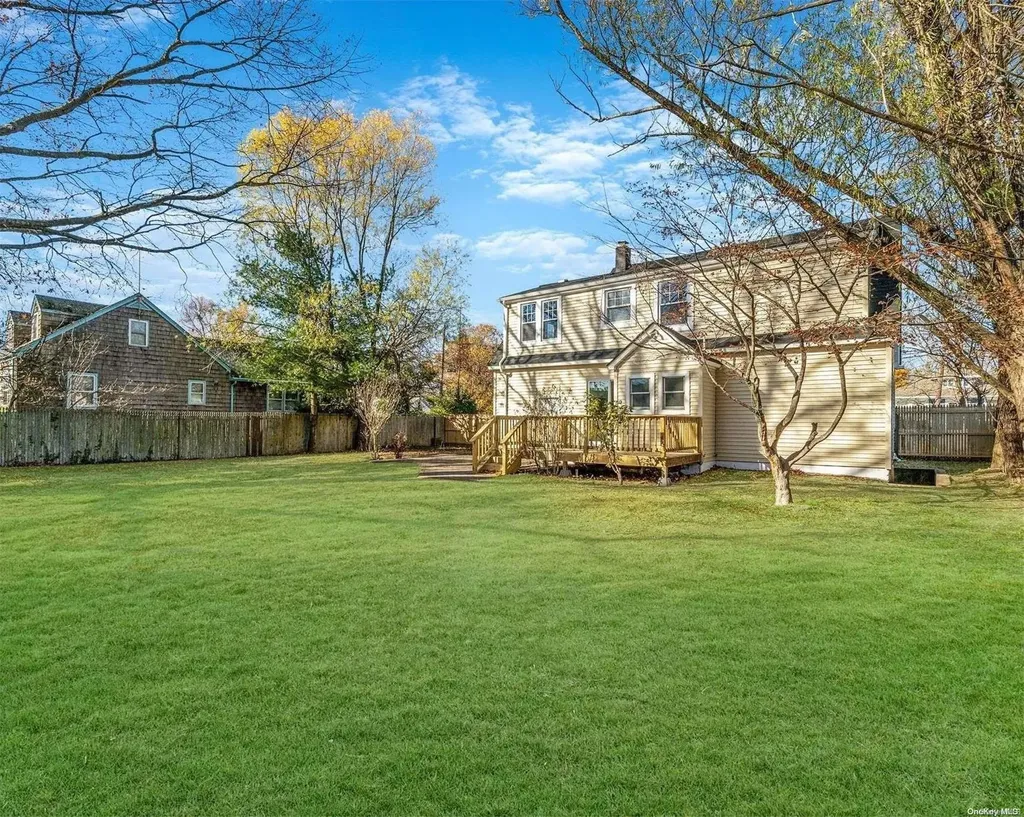 26 Benjamin Street Bay Shore NY 11706