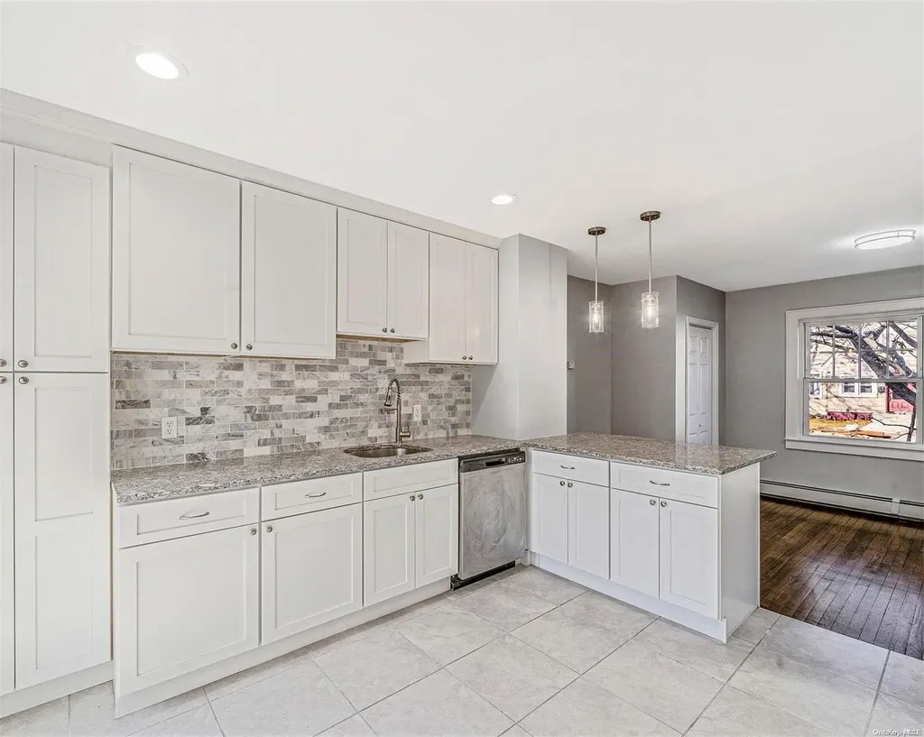 26 Benjamin Street Bay Shore NY 11706