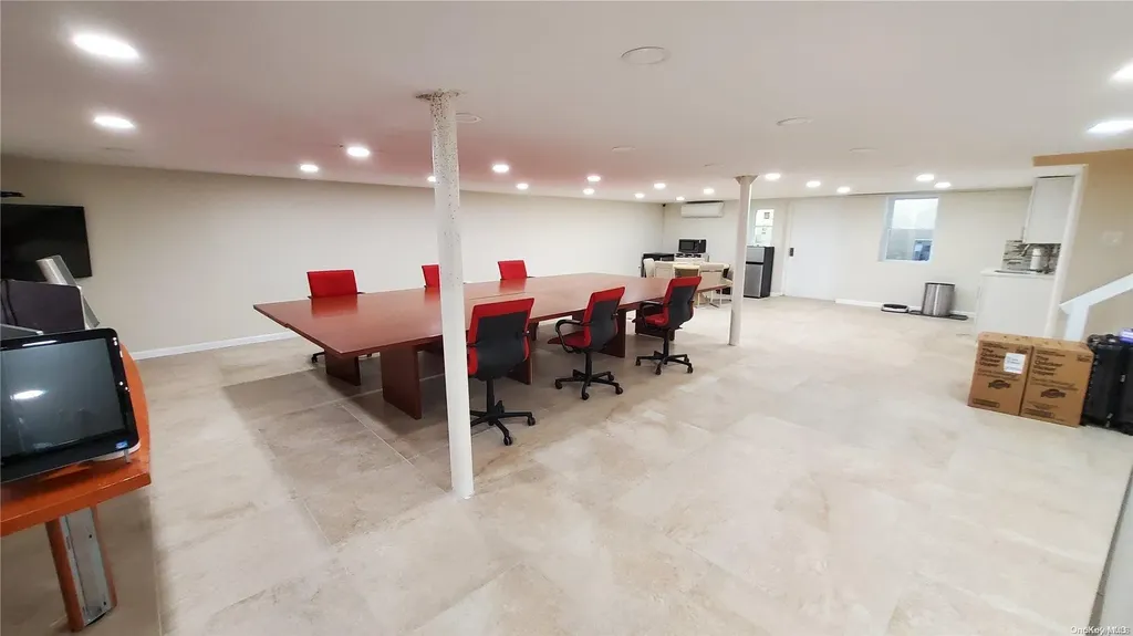 271 Central Avenue Bethpage NY 11714
