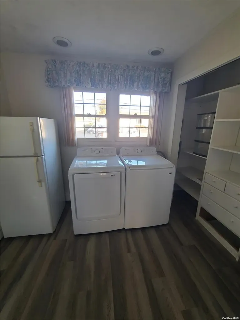 407 Herzel Boulevard West Babylon NY 11704