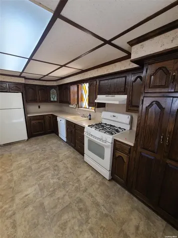 407 Herzel Boulevard West Babylon NY 11704