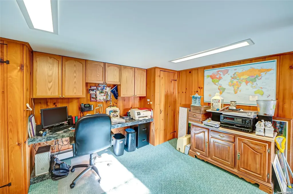 6 Cinderella Lane Saint James NY 11780