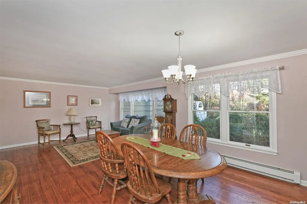 3 Robin Lane Huntington NY 11743