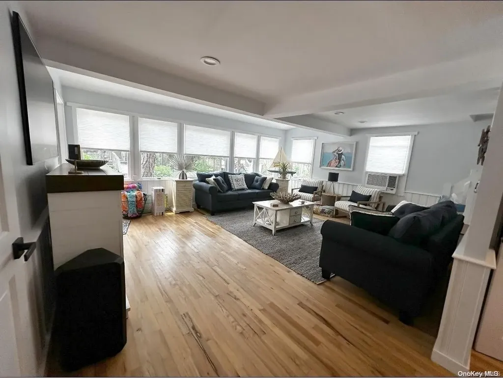 415 Dehnhoff Walk Ocean Beach NY 11770