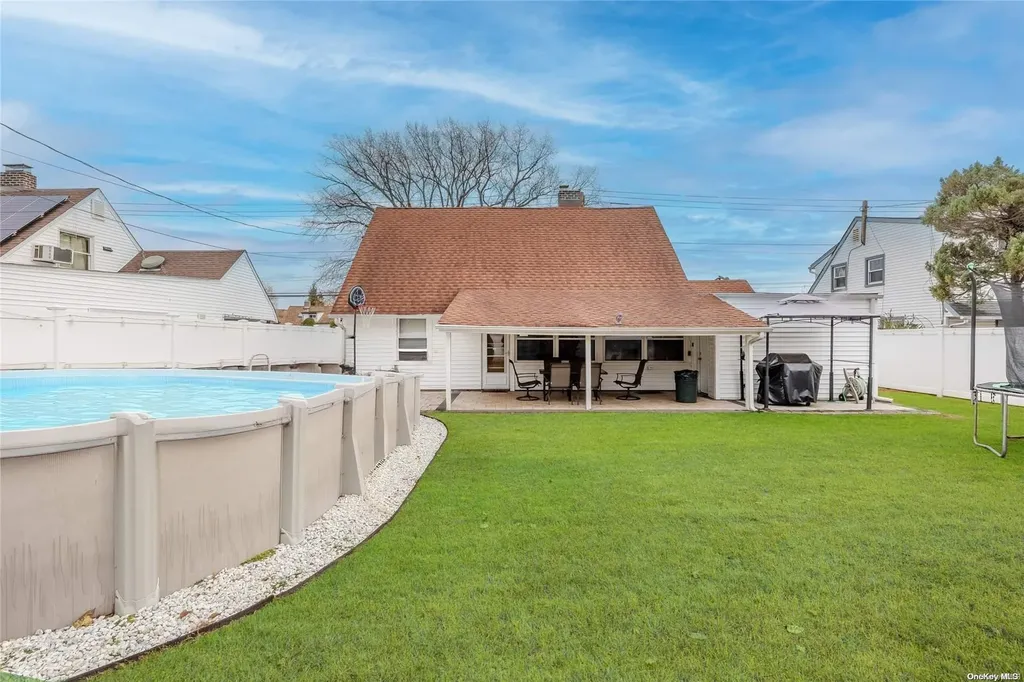 76 Jerusalem Avenue Levittown NY 11756