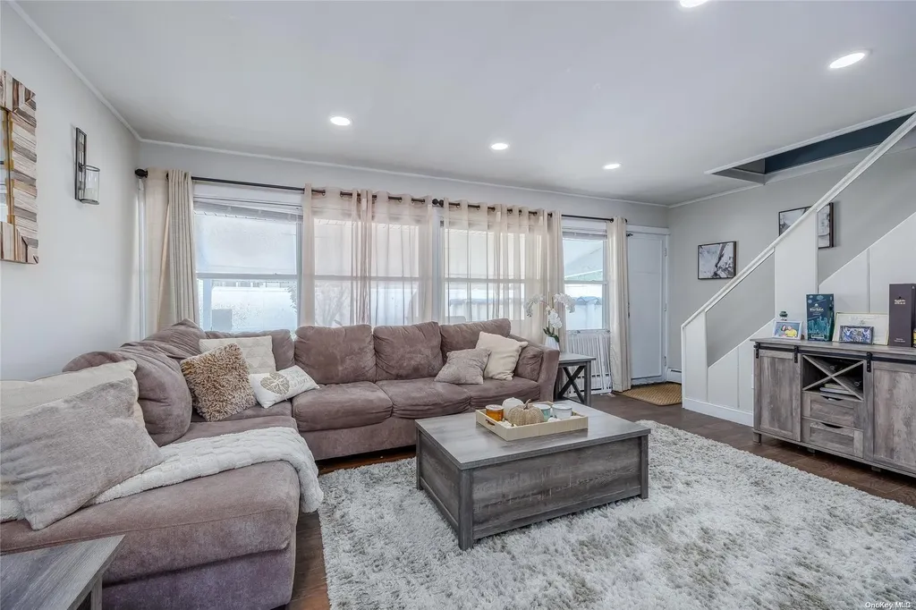 76 Jerusalem Avenue Levittown NY 11756
