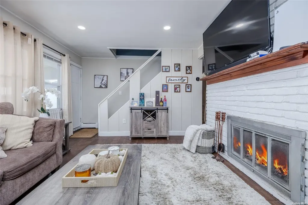 76 Jerusalem Avenue Levittown NY 11756
