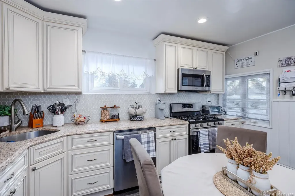 76 Jerusalem Avenue Levittown NY 11756