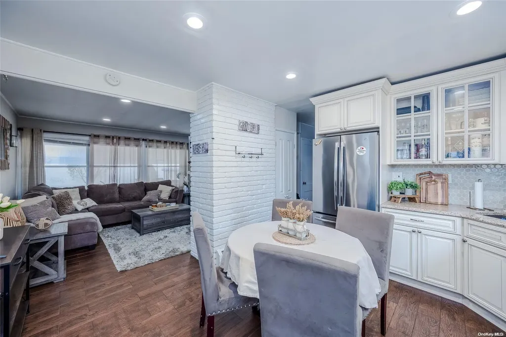 76 Jerusalem Avenue Levittown NY 11756