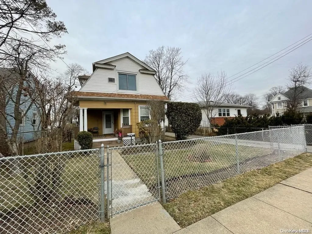 93 E Clinton Avenue Roosevelt NY 11575