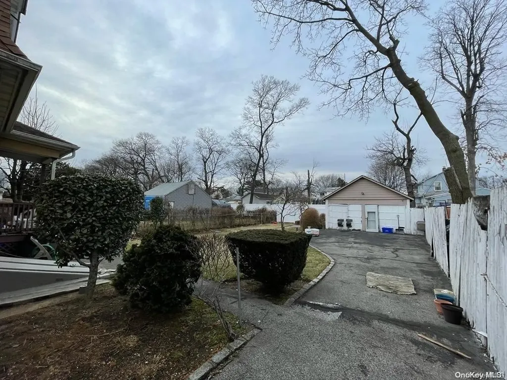 93 E Clinton Avenue Roosevelt NY 11575